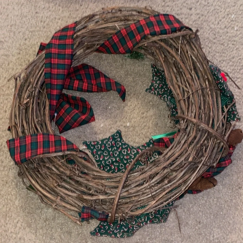 Sleeping Bear & Holly Wreath